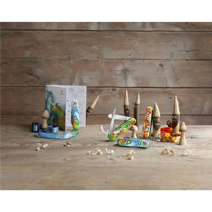 Victorinox Taschenmesser My First Tier-Edition, 0.2373.E2, Mit Nackenband Und Malbuch, Hase – Bild 6