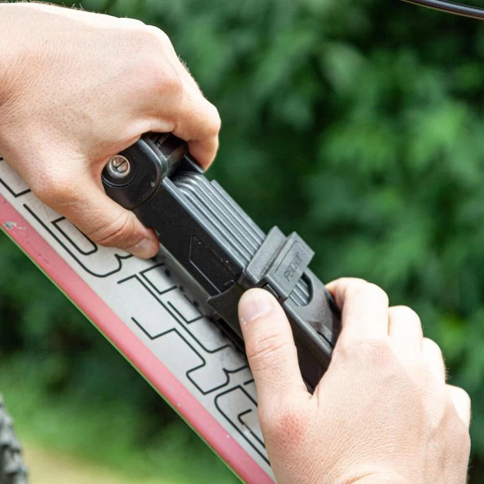 Fischer-MTS Fahrradschloss 85852, Faltschloss, Länge 85cm, Sicherheitslevel 8 – Bild 4