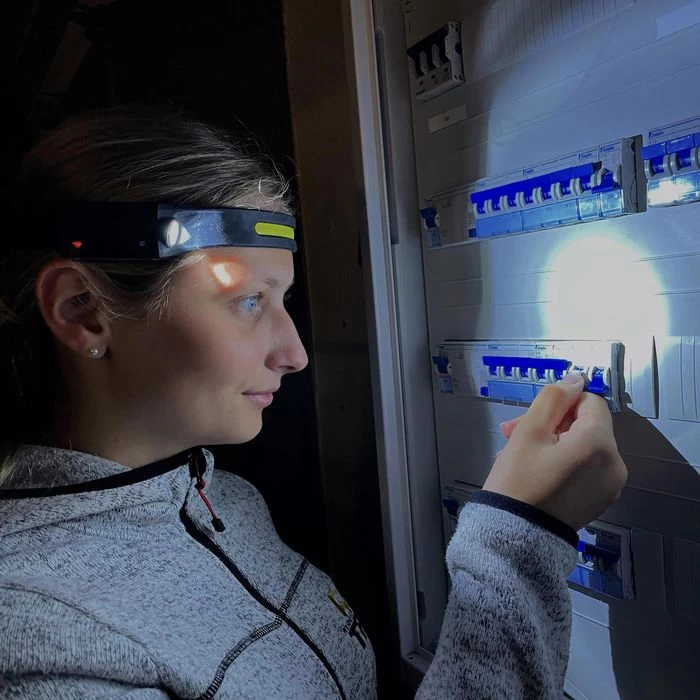 TFA Stirnlampe Lumatec Free 43.2039 LED, 350 Lumen, USB, Akku, Bewegungssensor â Bild 4